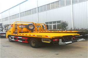 魏都附近拖车救援搭电