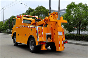 魏都高速路拖车费